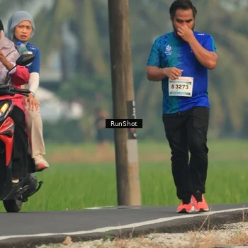 Runner Photo 5936854