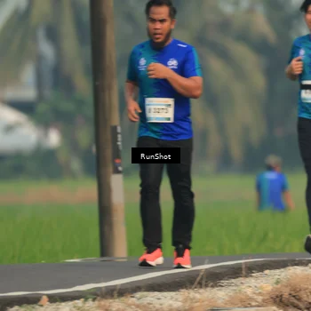 Runner Photo 5936869