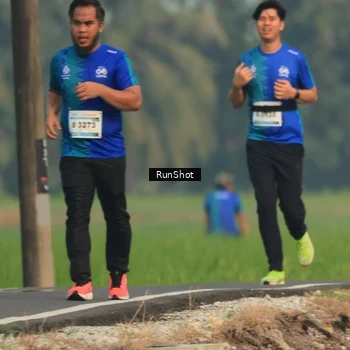 Runner Photo 5936872