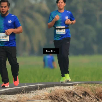 Runner Photo 5936876