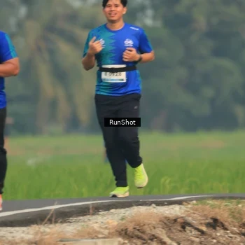 Runner Photo 5936884