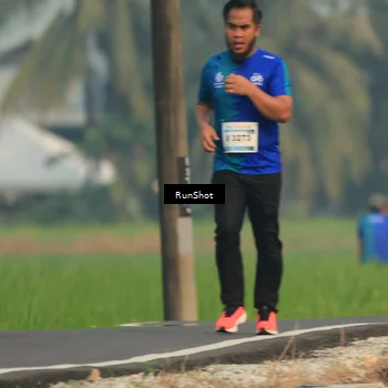 Runner Photo 5936885