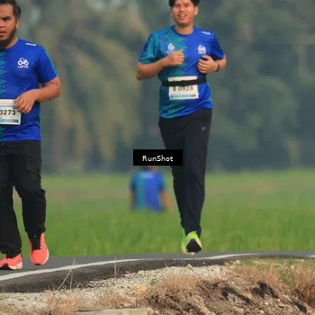 Runner Photo 5936892