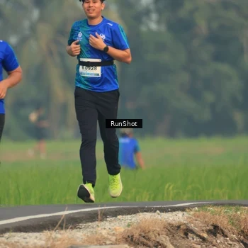 Runner Photo 5936893