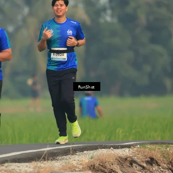 Runner Photo 5936898
