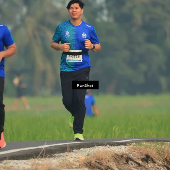 Runner Photo 5936903