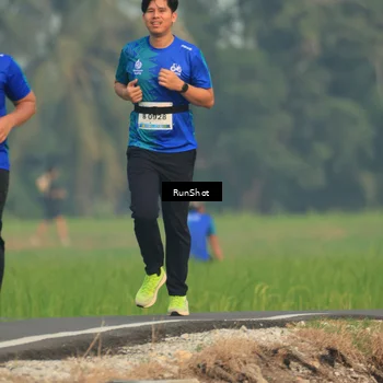 Runner Photo 5936915