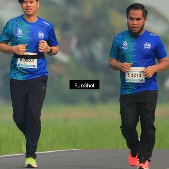 Runner Photo 5936940