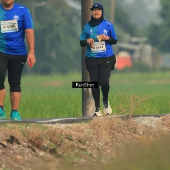 Runner Photo 5937007