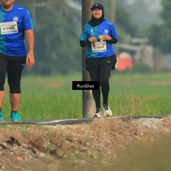 Runner Photo 5937010