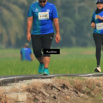 Runner Photo 5937024