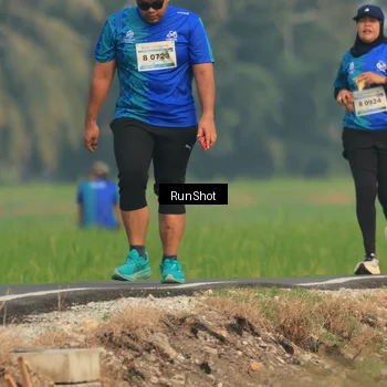 Runner Photo 5937028