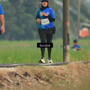 Runner Photo 5937036