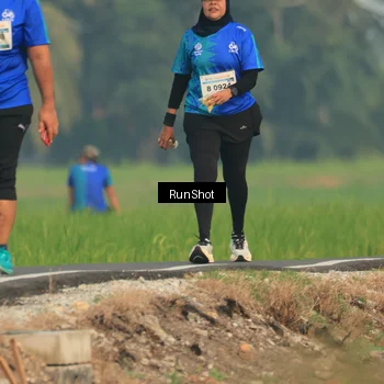 Runner Photo 5937049