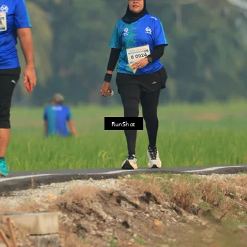 Runner Photo 5937050