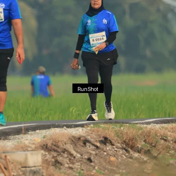 Runner Photo 5937052