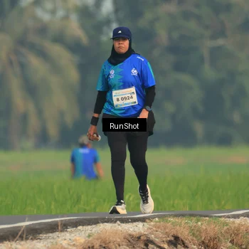 Runner Photo 5937087