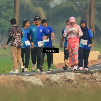 Runner Photo 5937098