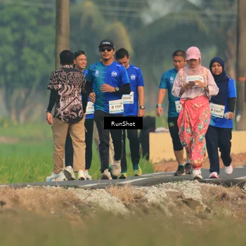 Runner Photo 5937106