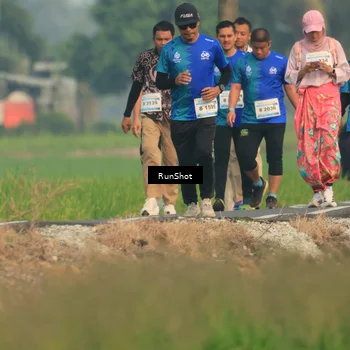 Runner Photo 5937124