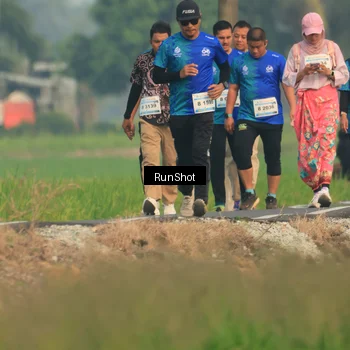 Runner Photo 5937126