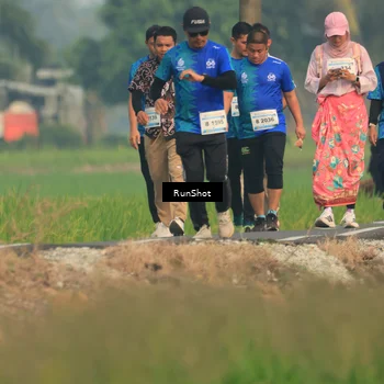 Runner Photo 5937140