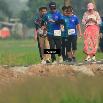 Runner Photo 5937145