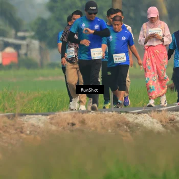 Runner Photo 5937149