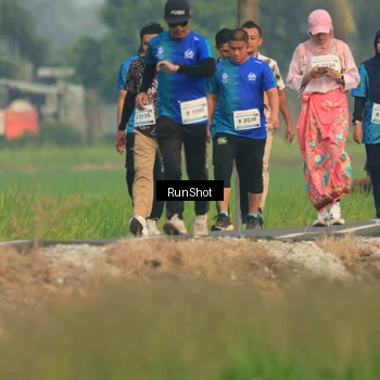 Runner Photo 5937155