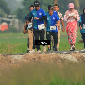 Runner Photo 5937165