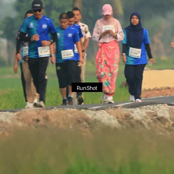 Runner Photo 5937167