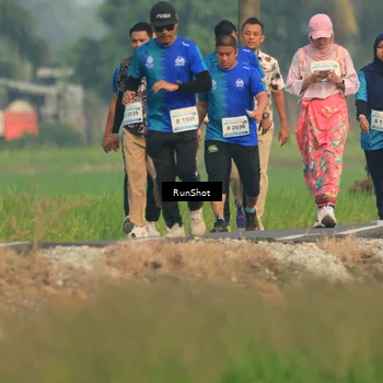 Runner Photo 5937169