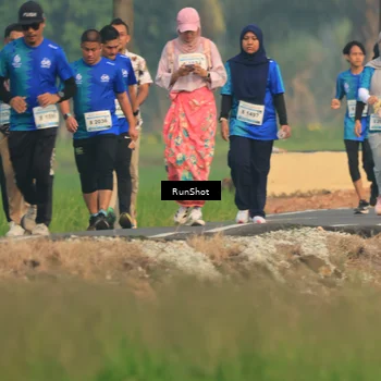 Runner Photo 5937171