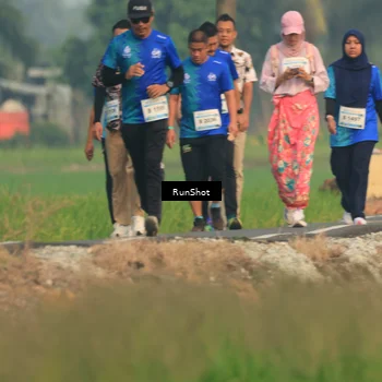 Runner Photo 5937172