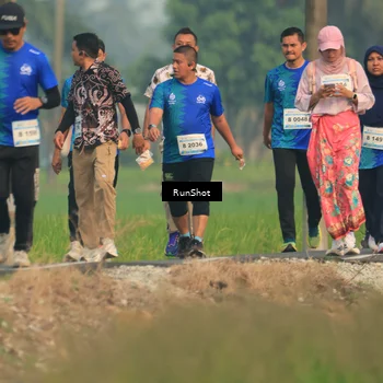 Runner Photo 5937173