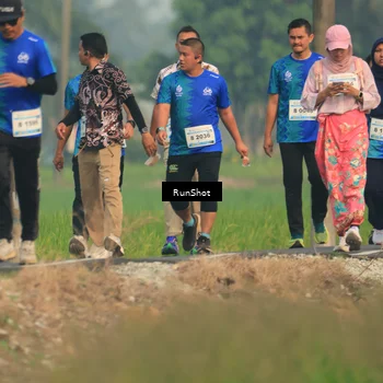 Runner Photo 5937175