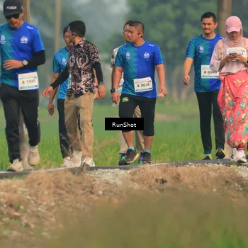 Runner Photo 5937179