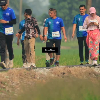 Runner Photo 5937180