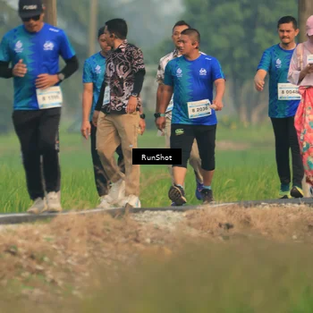 Runner Photo 5937184
