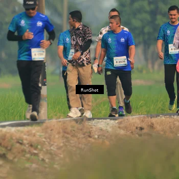Runner Photo 5937189