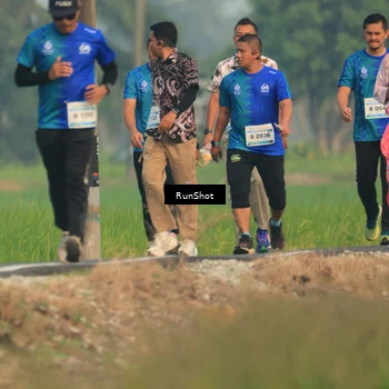 Runner Photo 5937195