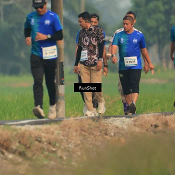 Runner Photo 5937197
