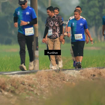 Runner Photo 5937199