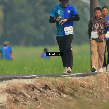 Runner Photo 5937203