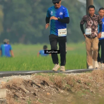 Runner Photo 5937208