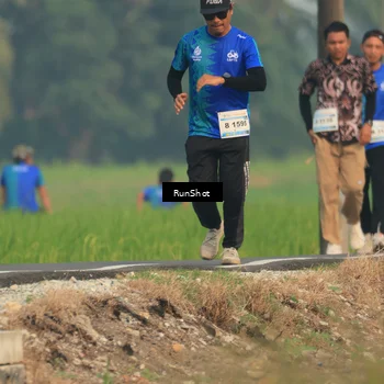 Runner Photo 5937211