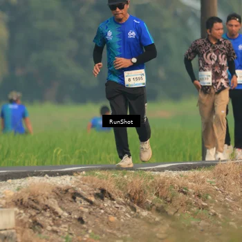 Runner Photo 5937216