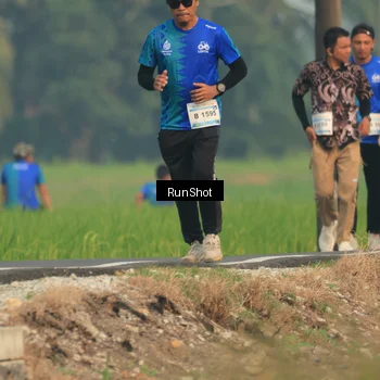 Runner Photo 5937219