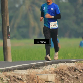 Runner Photo 5937220