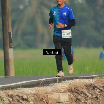 Runner Photo 5937223
